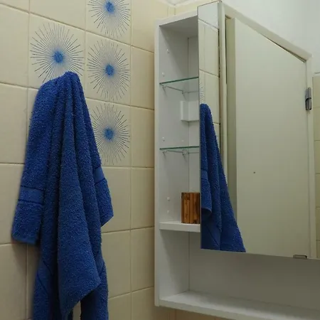 Apartamento 2 Quartos, 2 Casas De Banho E Grande Sala Alvor