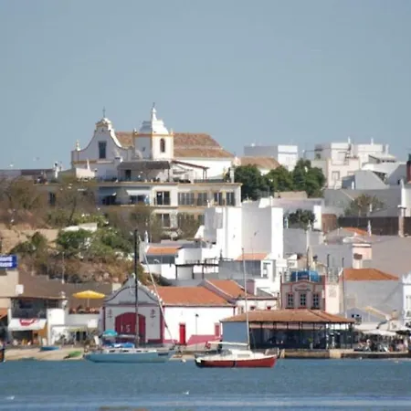 公寓 Apartamento 2 Quartos, 2 Casas De Banho E Grande Sala *